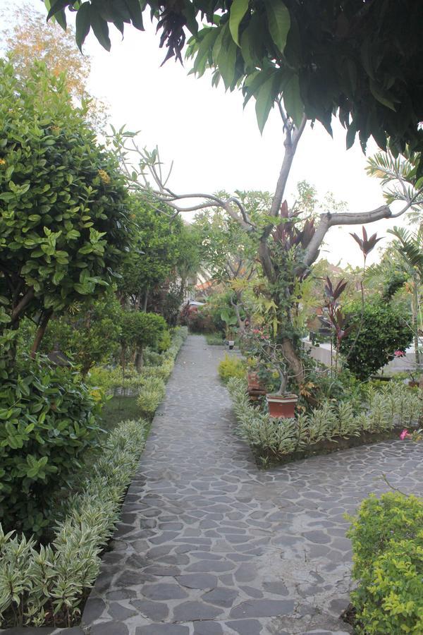 Taman Lily'S Hotel Lovina Exterior foto